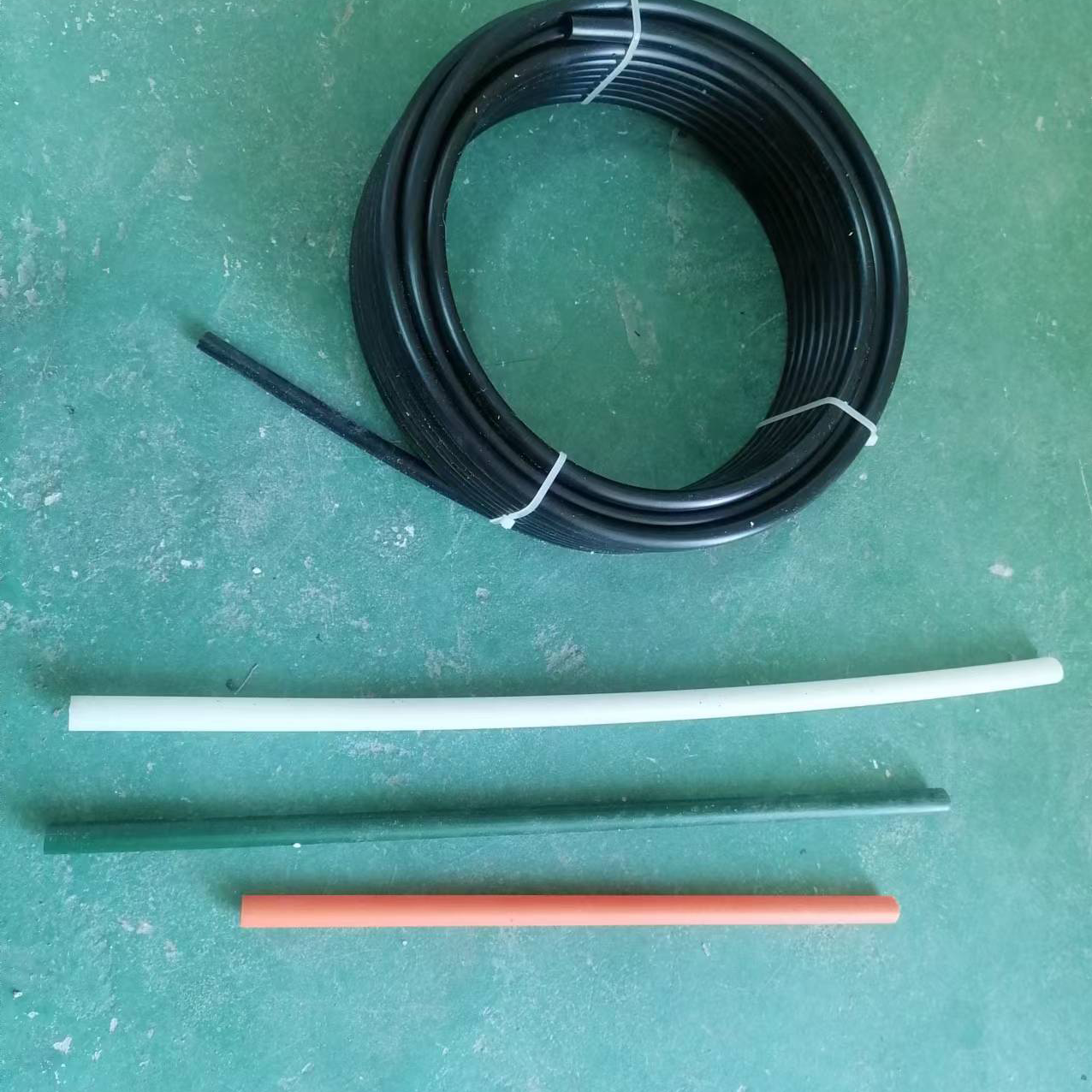 Electric Fence Insult Tube, Accommodates Up to 12-1/2 Gauge Fence Wire, Polyethylene